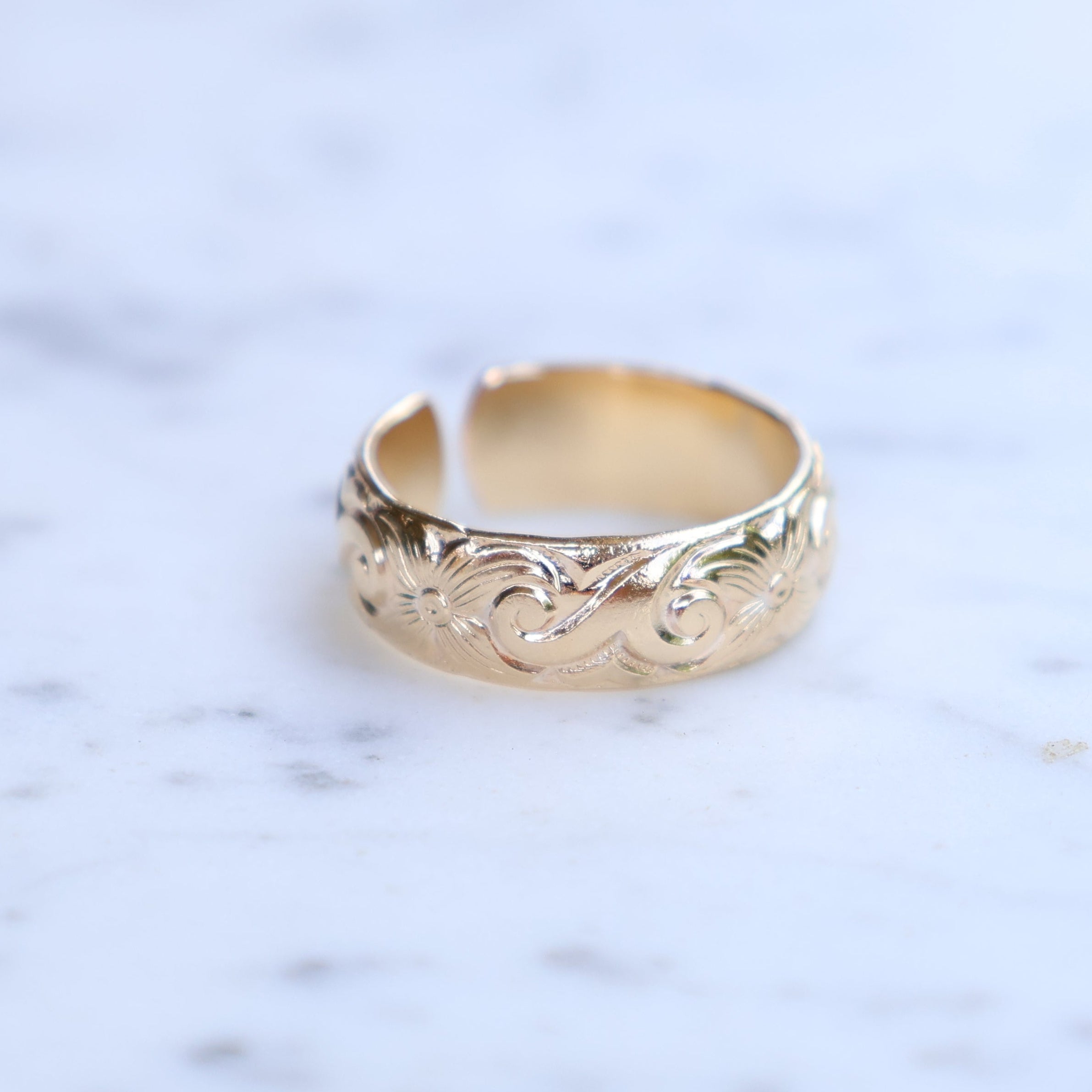 Vivian Grace Jewelry Ring Floral Carved 14k Gold Filled Cigar Band- 6.4mm