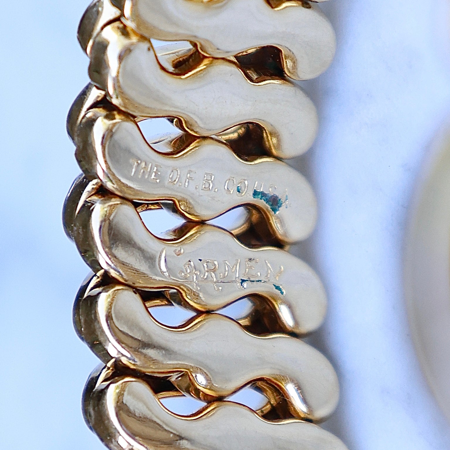 Vivian Grace Vintage Bracelet Gold ‘Carmen’ Gold Filled Etched Heart Sweetheart Bracelet - Vintage
