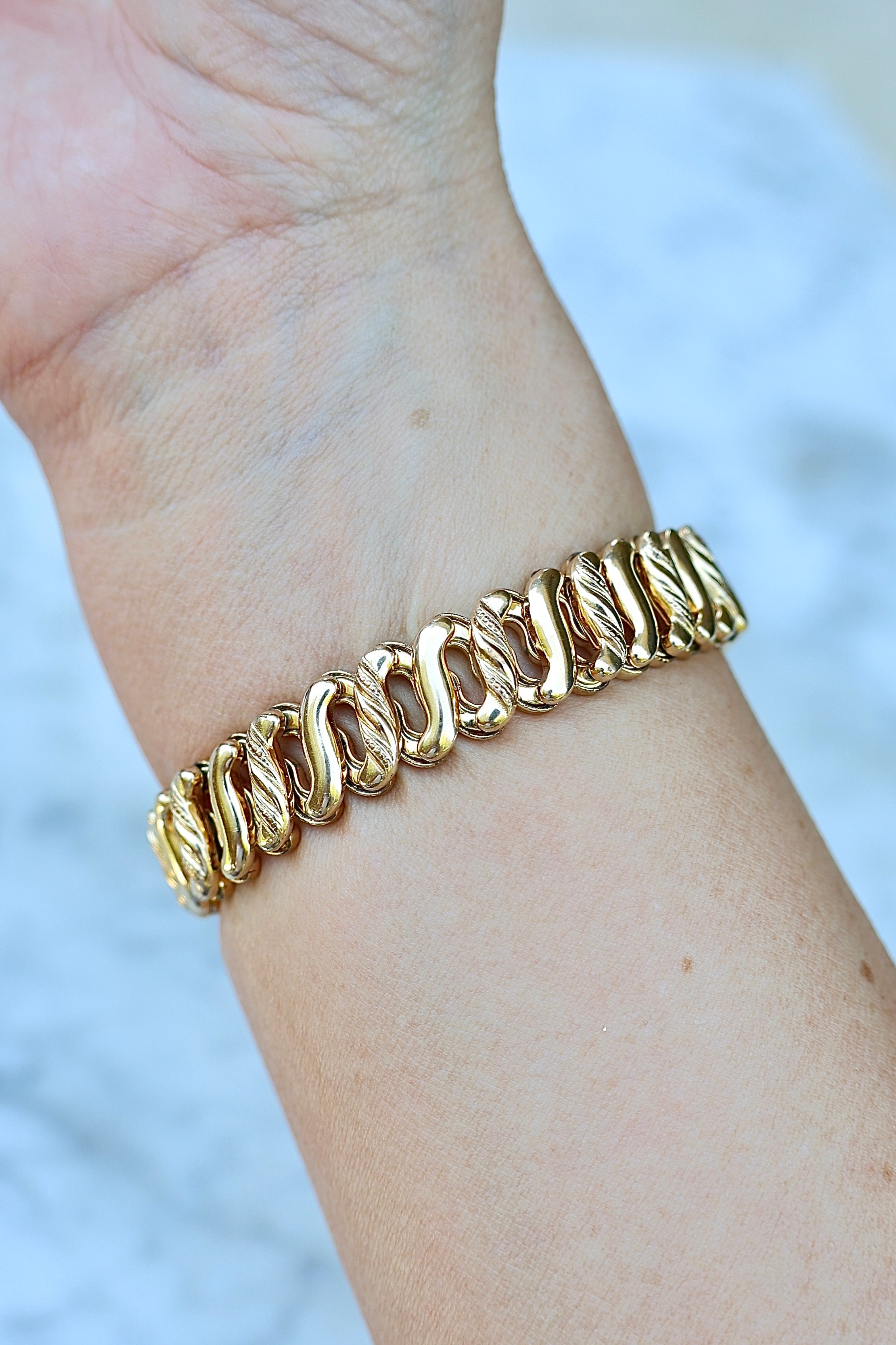 Vivian Grace Vintage Bracelet Gold ‘Carmen’ Gold Filled Etched Heart Sweetheart Bracelet - Vintage
