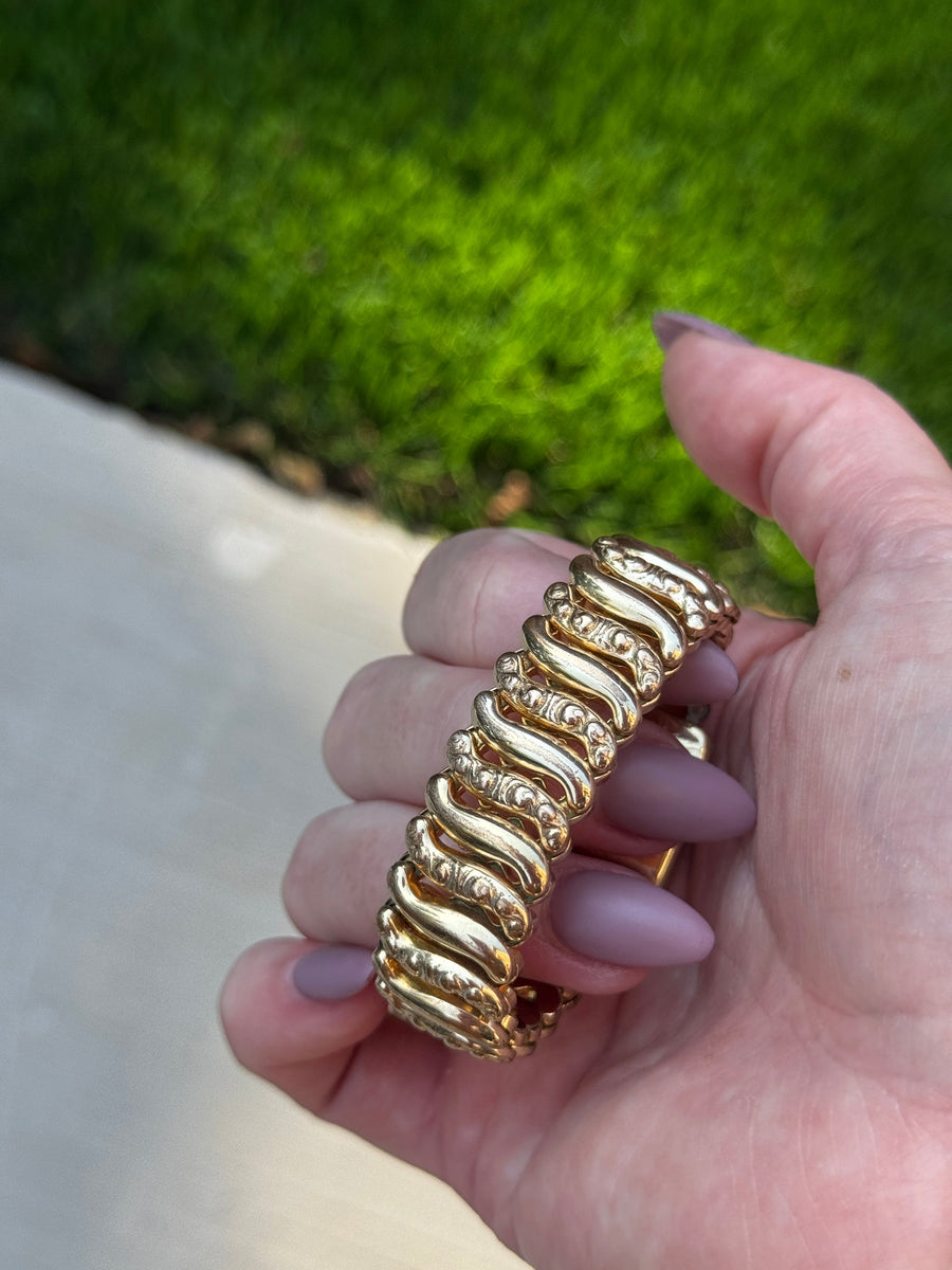 Vivian Grace Vintage Bracelet Gold Gold Filled Sweetheart Bracelet with Locket- Vintage