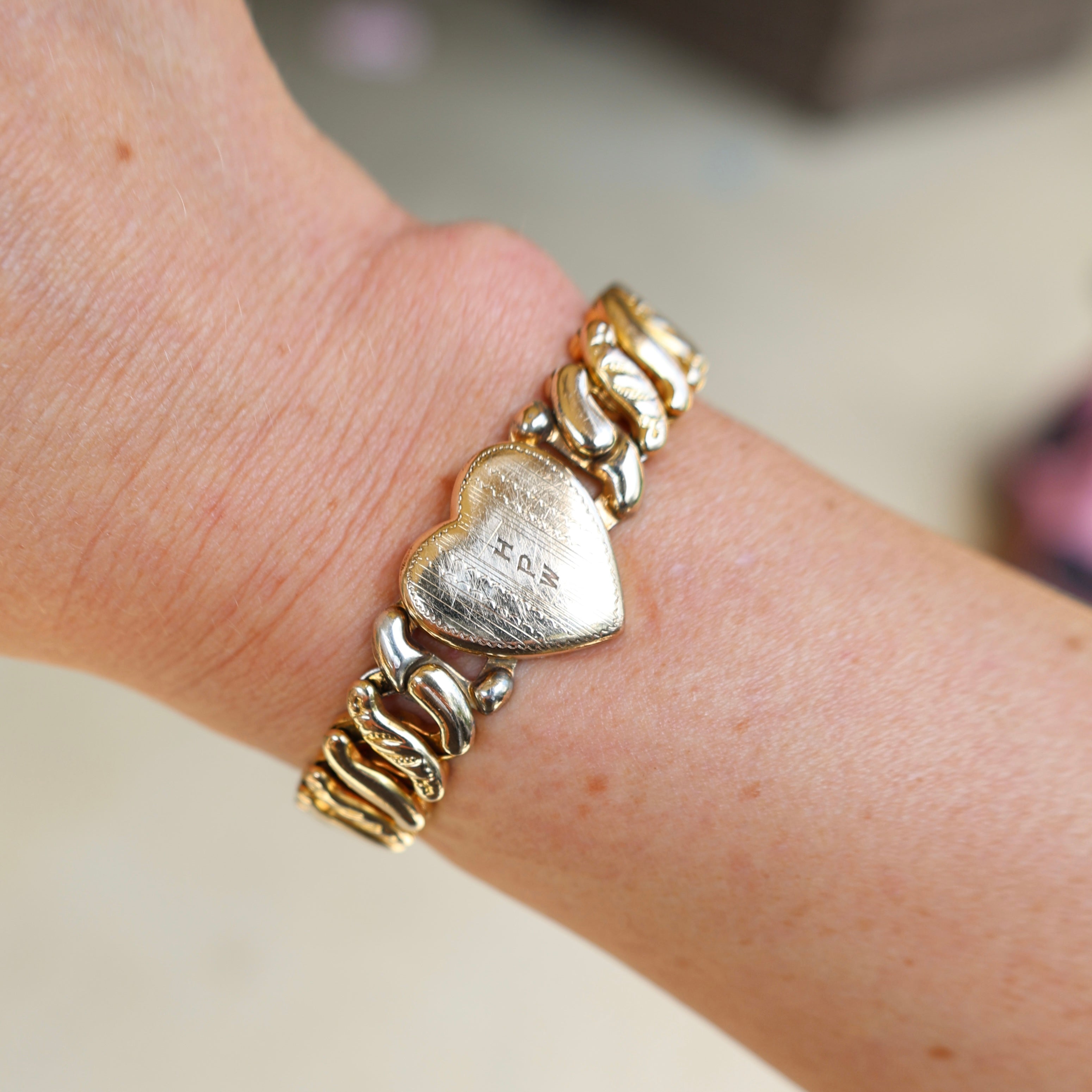Vivian Grace Vintage Bracelet Gold La Mode Monogram Heart Gold Filled Sweetheart Expansion Bracelet - Vintage (Copy)