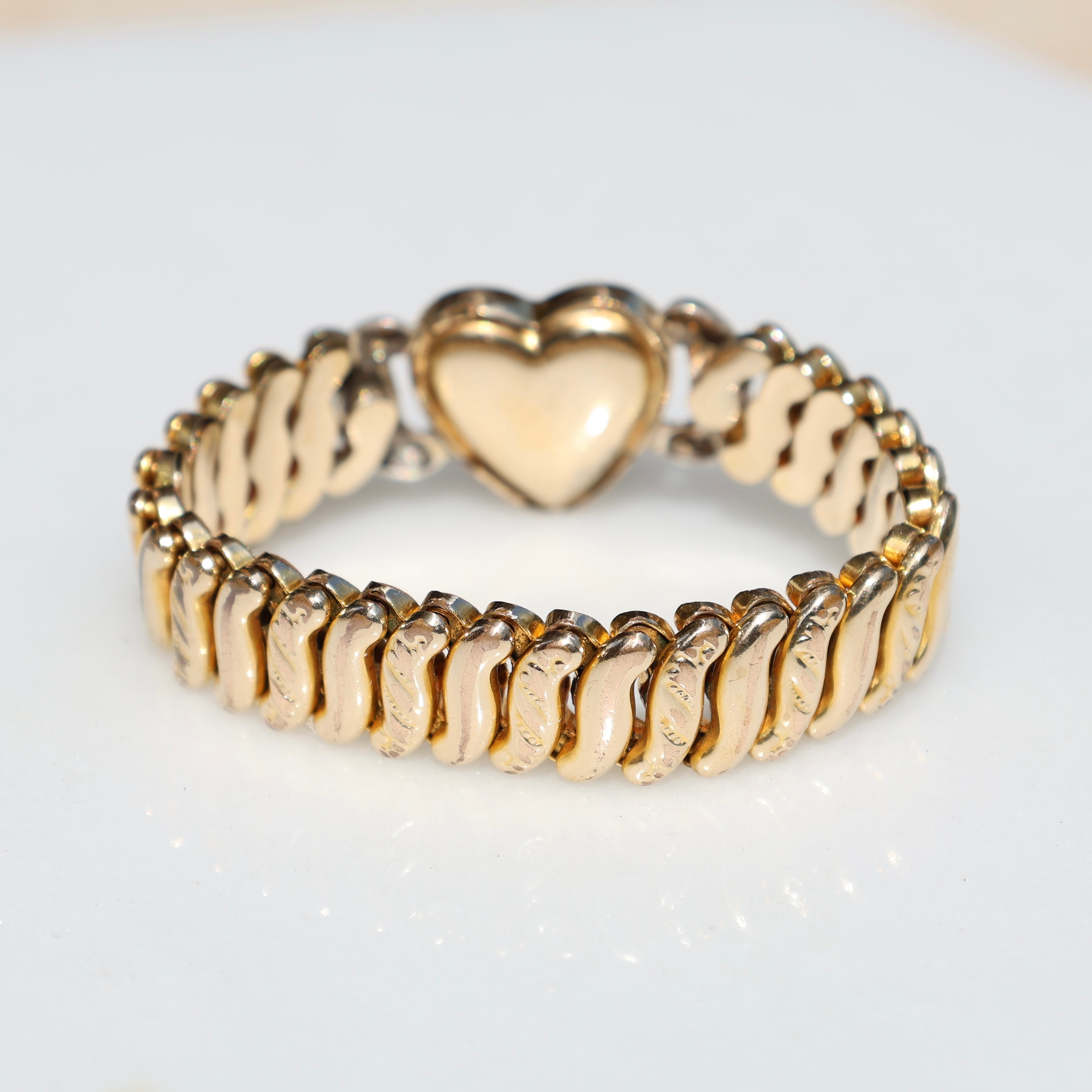 Vivian Grace Vintage Bracelet Gold La Mode Monogram Heart Gold Filled Sweetheart Expansion Bracelet - Vintage (Copy)