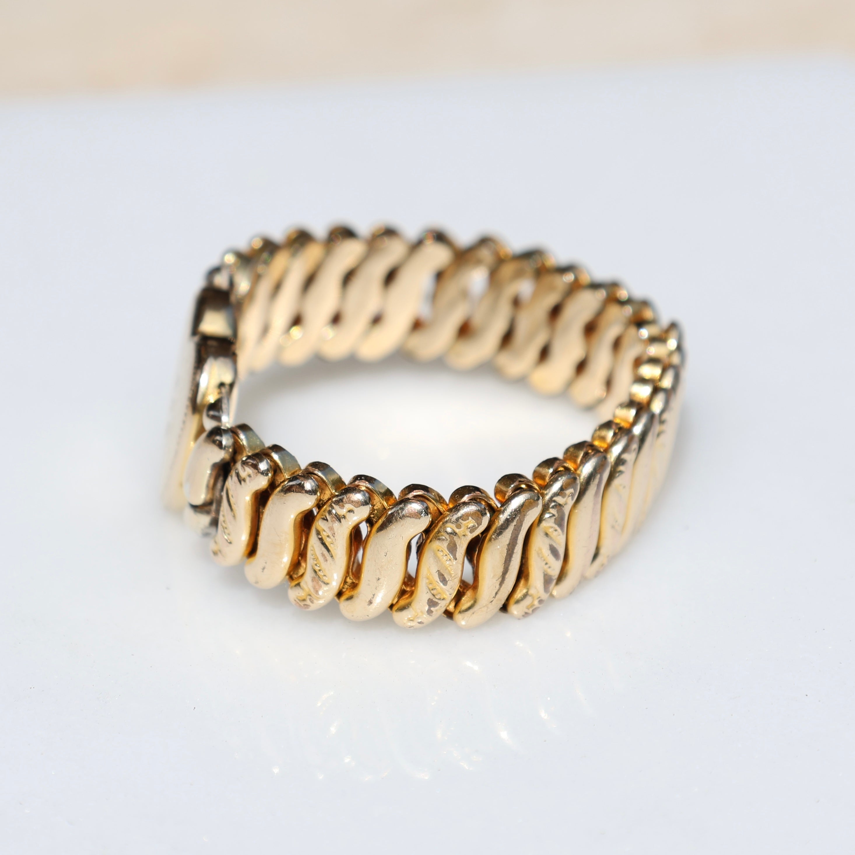 Vivian Grace Vintage Bracelet Gold La Mode Monogram Heart Gold Filled Sweetheart Expansion Bracelet - Vintage (Copy)
