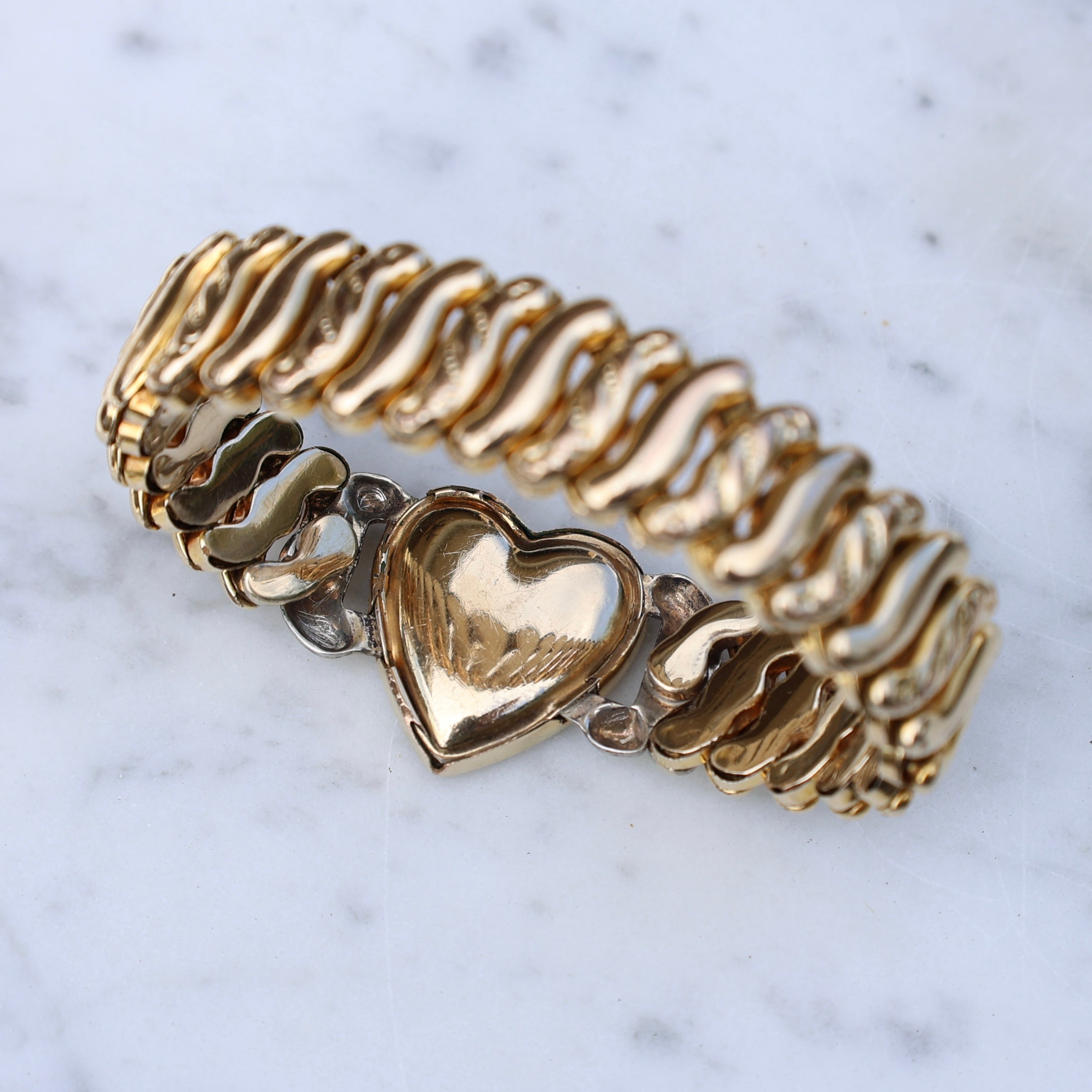 Vivian Grace Vintage Bracelet Gold La Mode Monogram Heart Gold Filled Sweetheart Expansion Bracelet - Vintage (Copy)