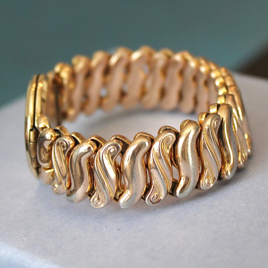 Vivian Grace Vintage Bracelet Gold Speidel Gold-Filled Sweetheart Bracelet with engraved floral locket- Vintage