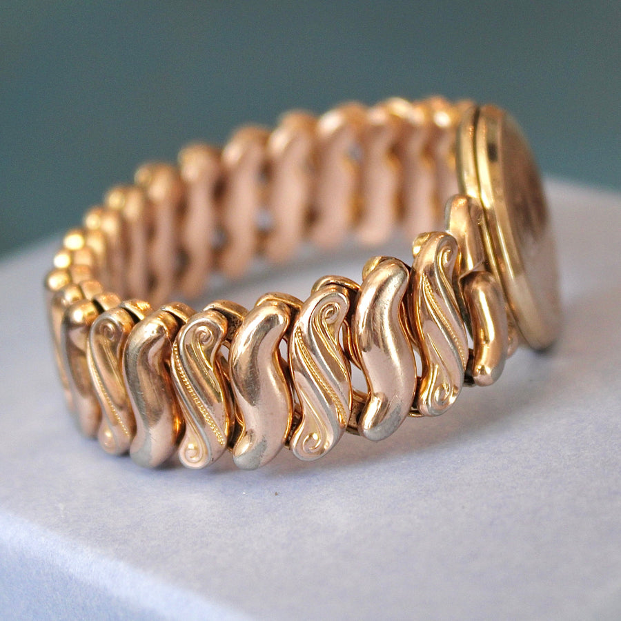 Vivian Grace Vintage Bracelet Gold Speidel Gold-Filled Sweetheart Bracelet with engraved floral locket- Vintage