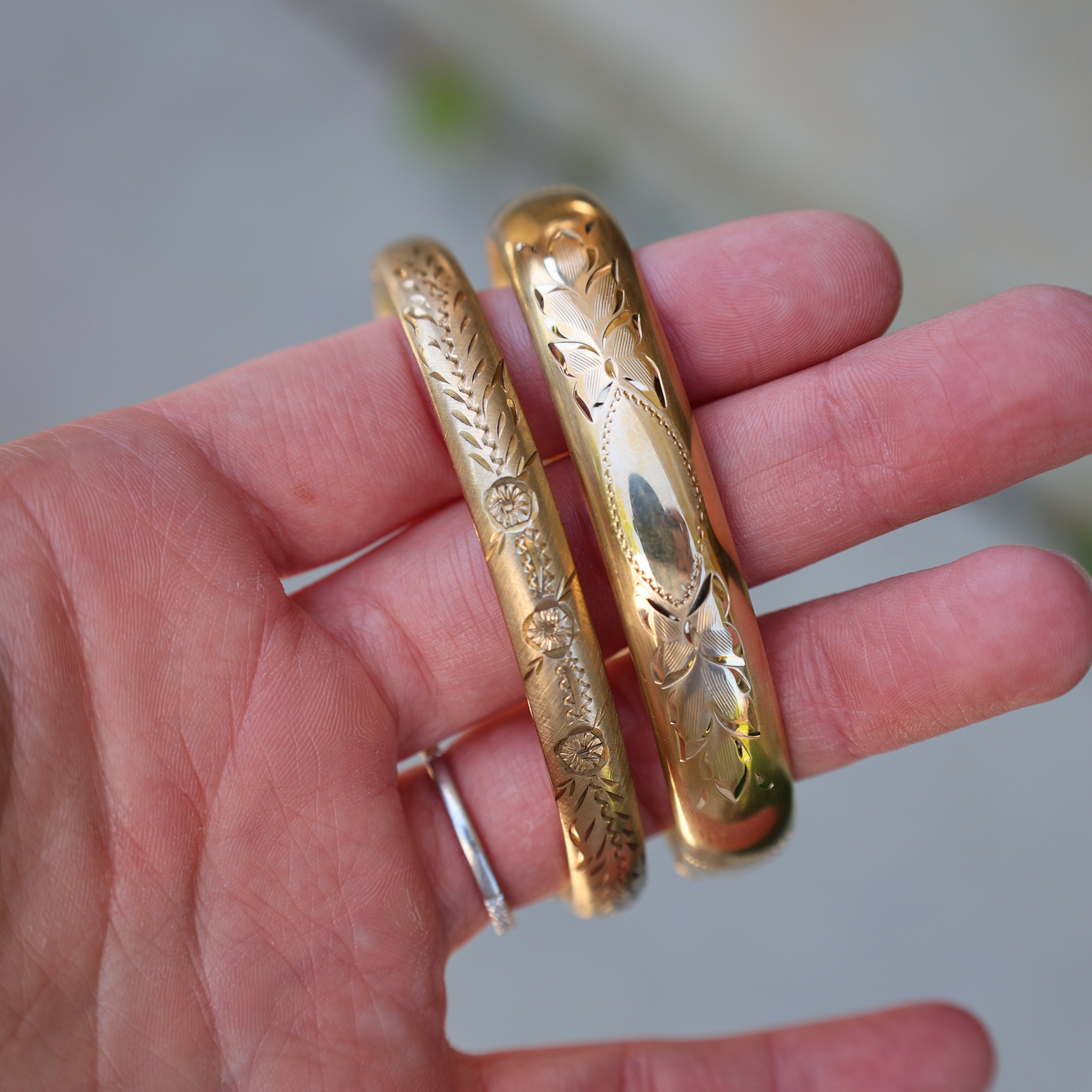 Vivian Grace Vintage Bracelet Gold Vintage 12k Gold-Filled Floral Etched Bangle Bracelet- slim design