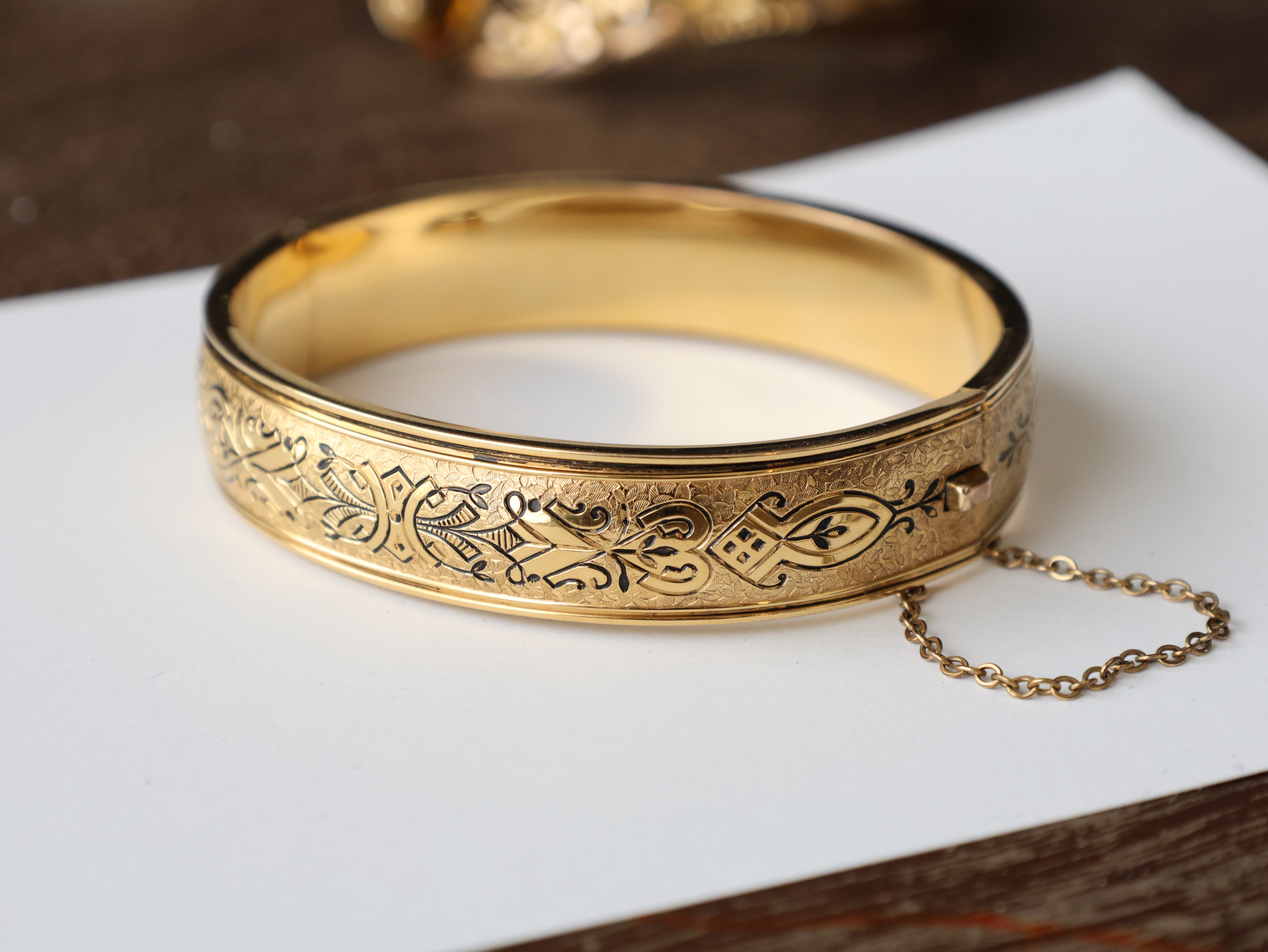 Vivian Grace Vintage Bracelet Gold Vintage Taille D'Epargne Hinged Gold-Filled Etched Bangle Bracelet - Bates & Bacon