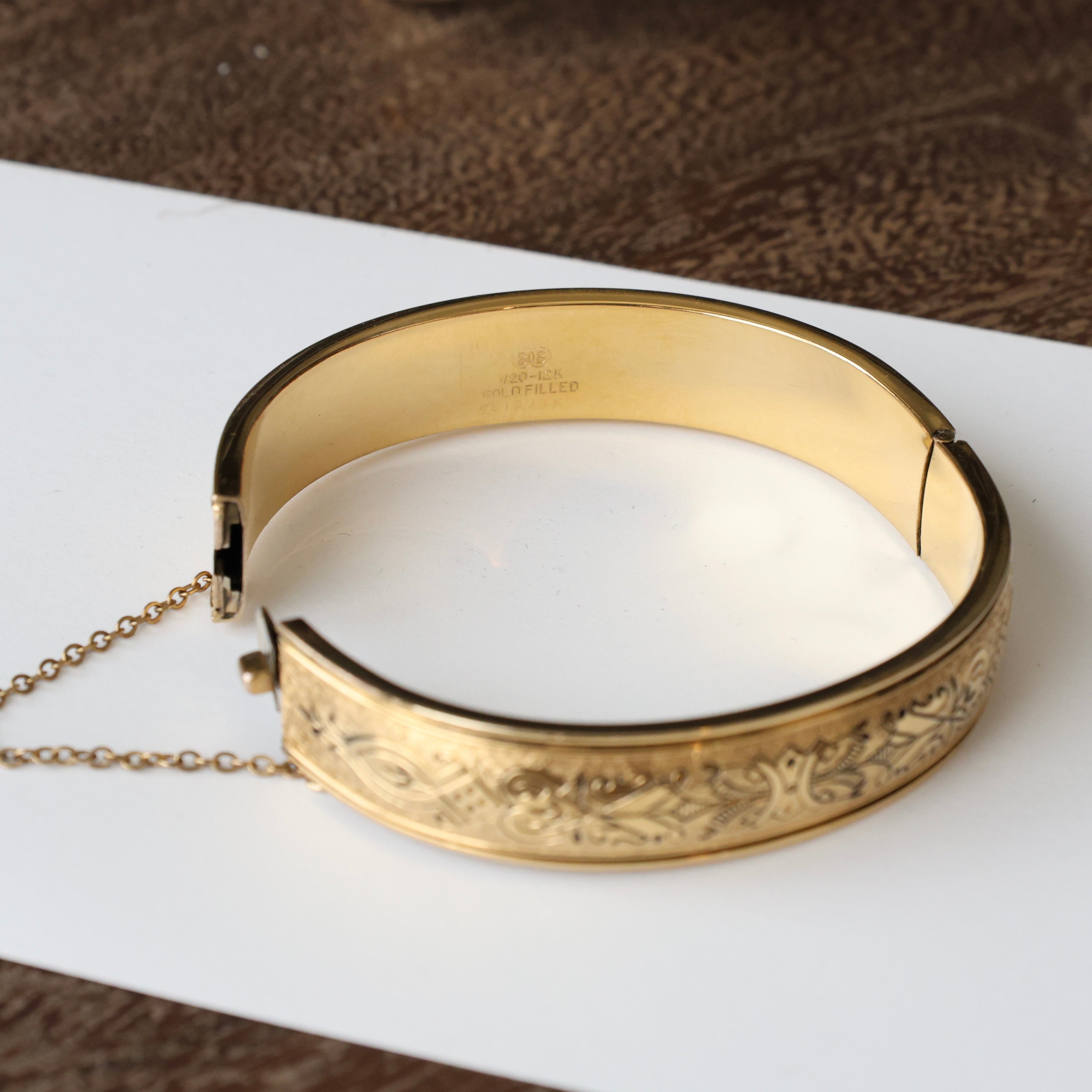 Vivian Grace Vintage Bracelet Gold Vintage Taille D'Epargne Hinged Gold-Filled Etched Bangle Bracelet - Bates & Bacon