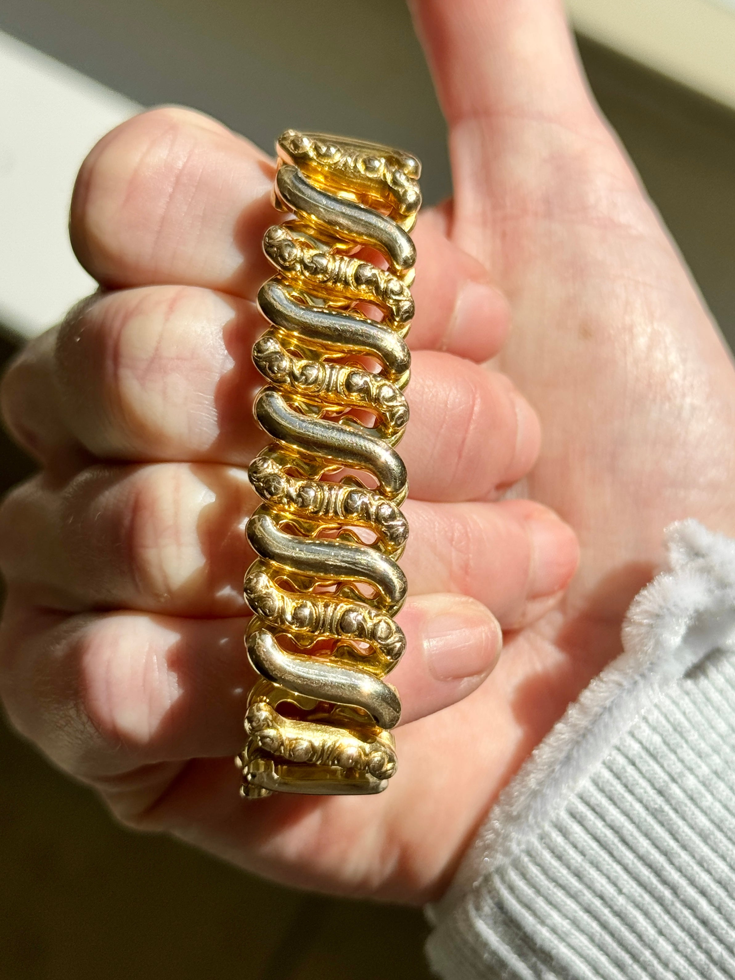 Vivian Grace Vintage Bracelet Gold WWII Gold-Filled Sweetheart Bracelet by DF Briggs Co- Vintage