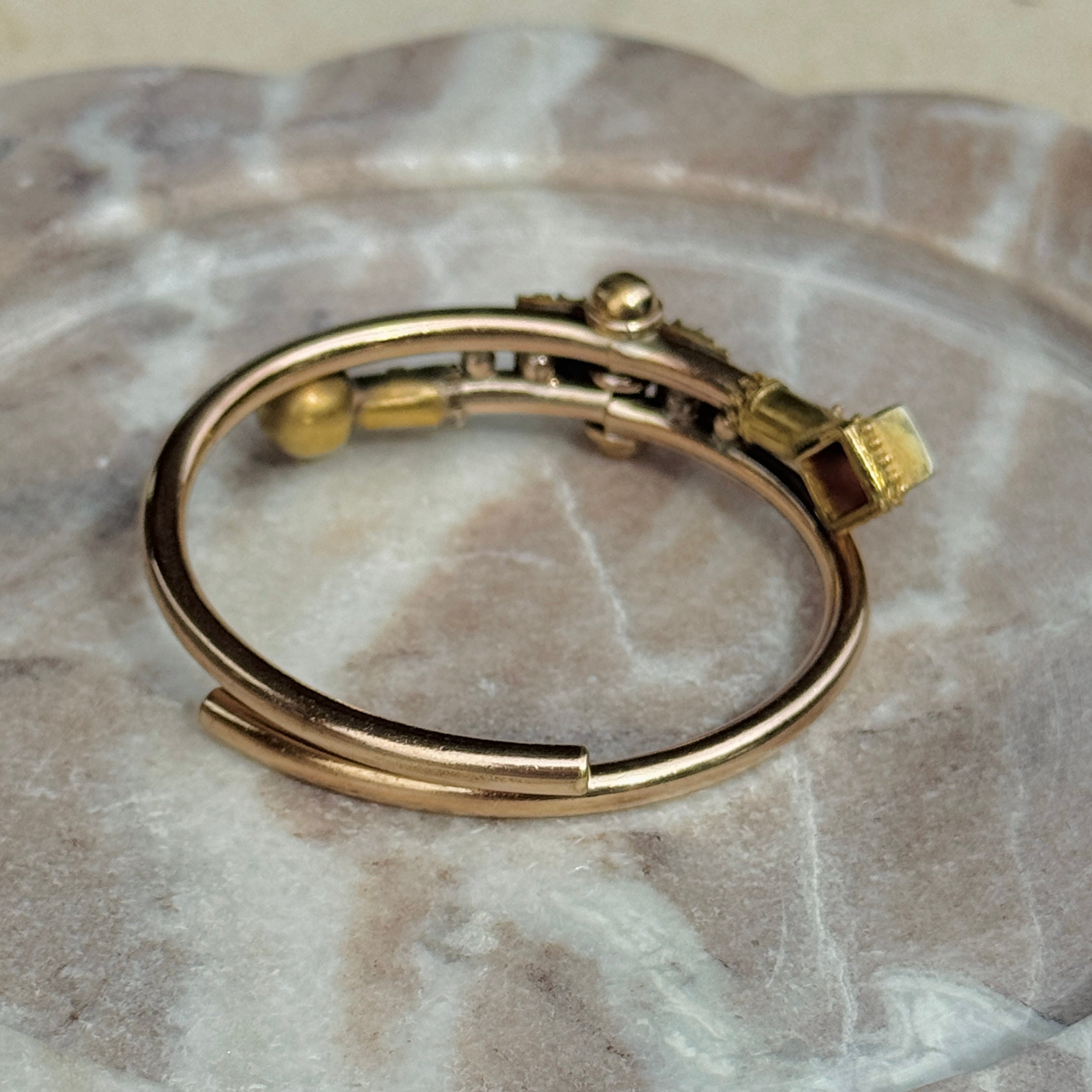 Vivian Grace Vintage Bracelet Rose Gold Vintage Victorian Bypass Bangle Bracelet (circa 1880)