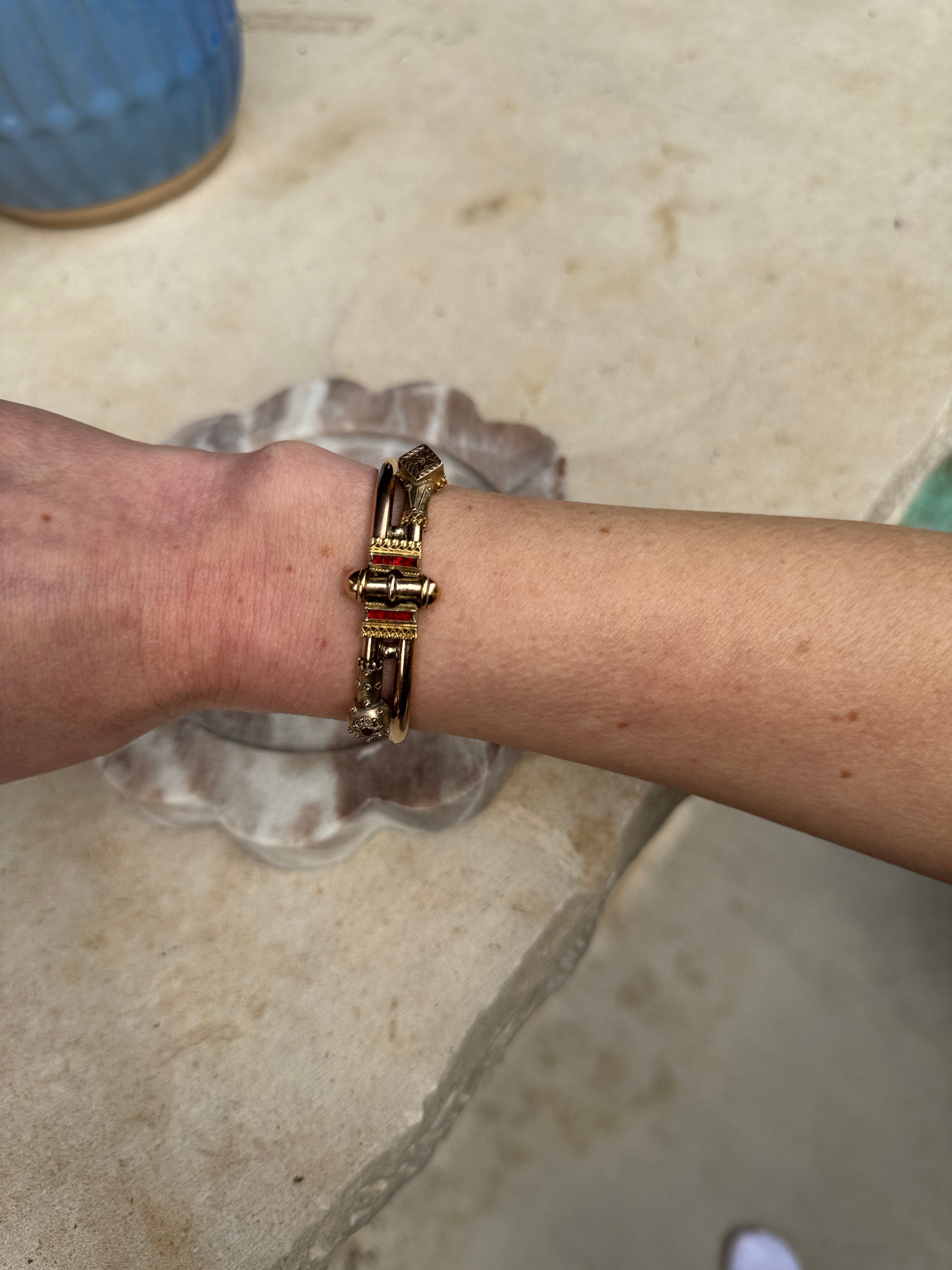 Vivian Grace Vintage Bracelet Rose Gold Vintage Victorian Bypass Bangle Bracelet (circa 1880)