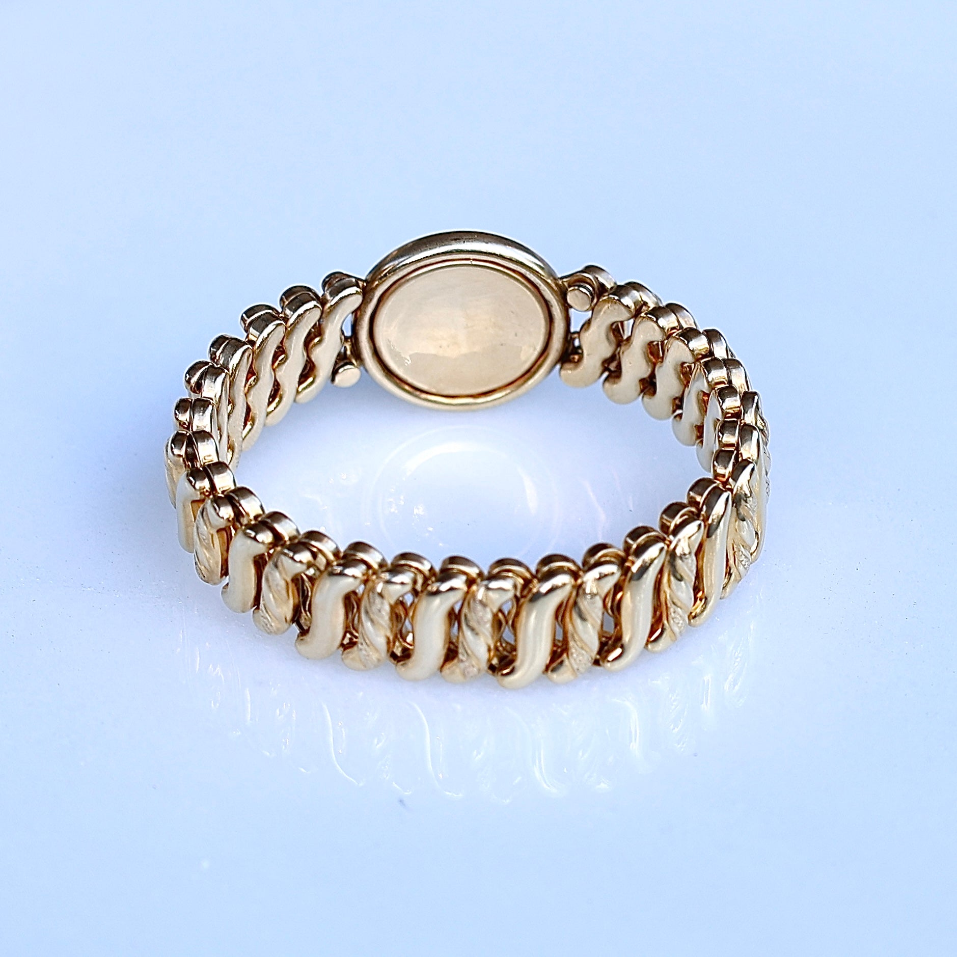 Vivian Grace Vintage Bracelet Vintage Gold Filled Sweetheart Expansion Bracelet - Blue Glass Gemstone (circa 1930)