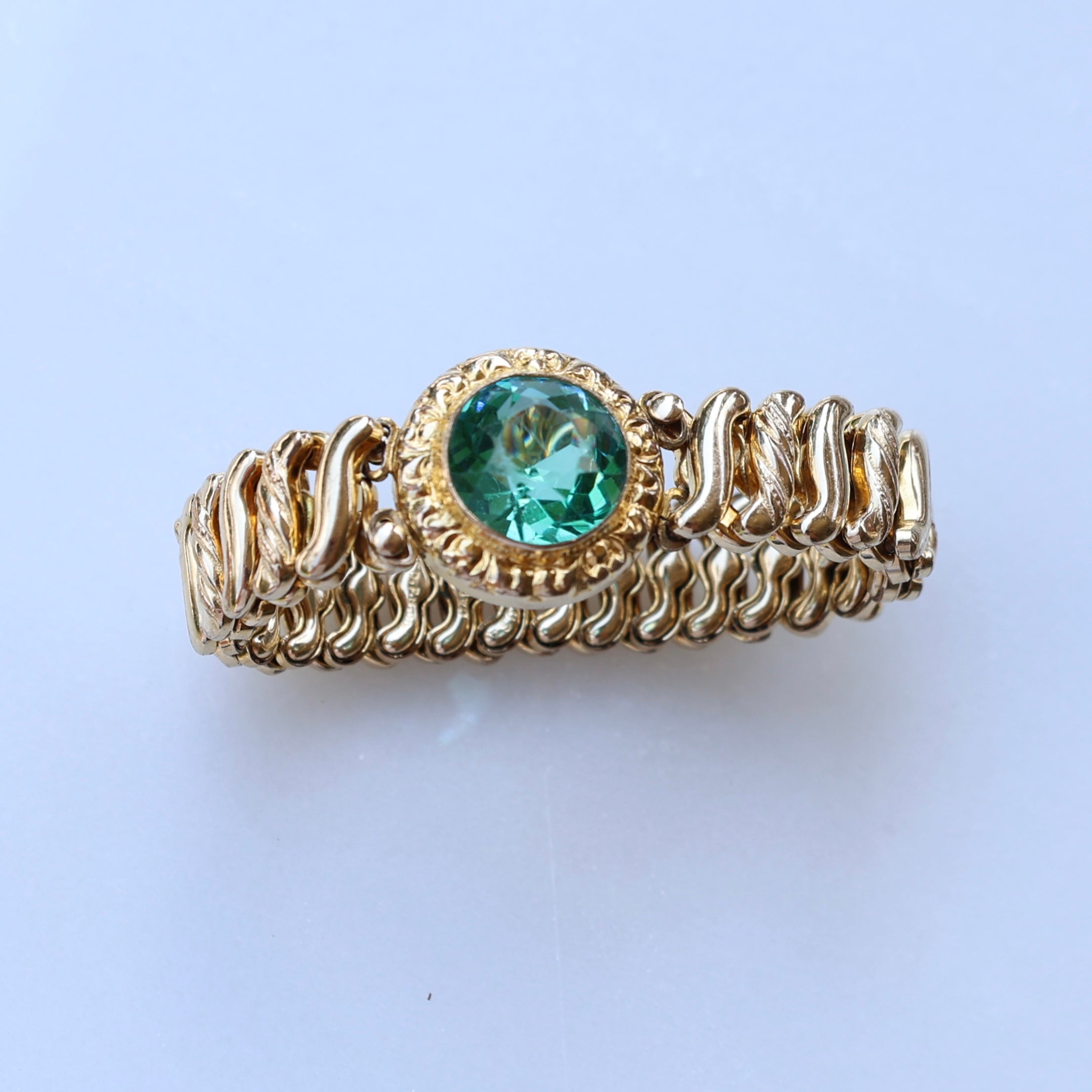 Vivian Grace Vintage Bracelet Vintage Gold Filled Sweetheart Expansion Bracelet - Teal Glass Gemstone (circa 1930)