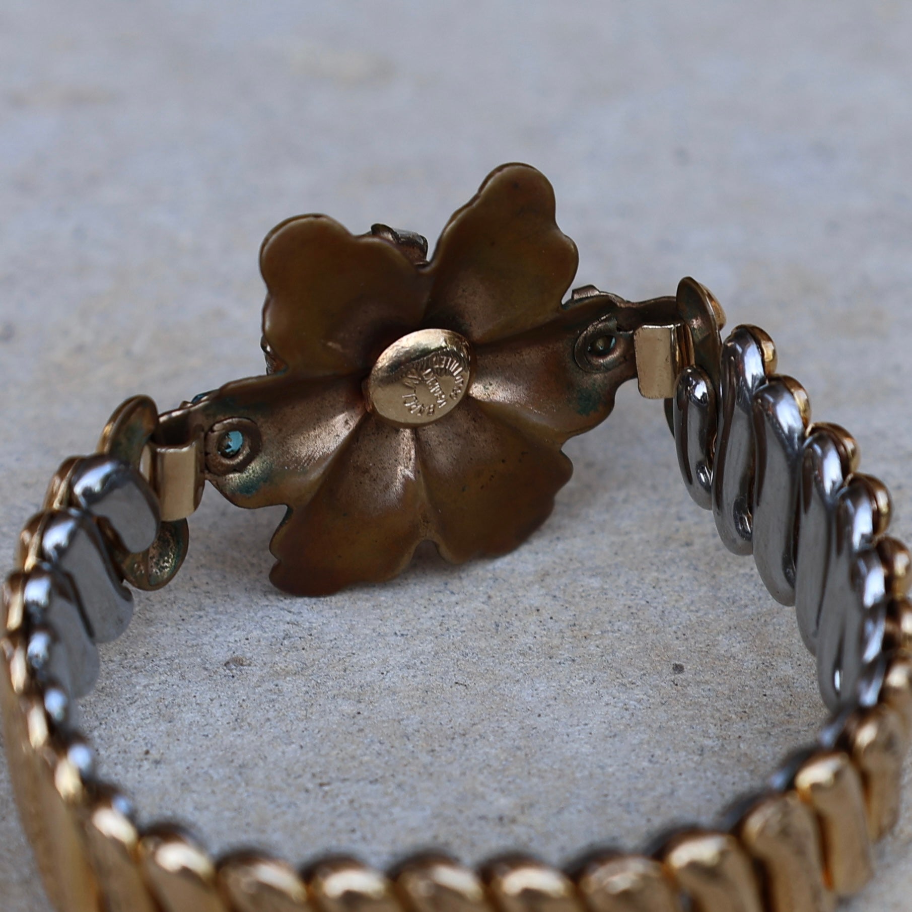 Vivian Grace Vintage Bracelet Vintage Teal Paste Sweetheart Expansion Bracelet (circa 1940)- 1/20 12k Gold Filled
