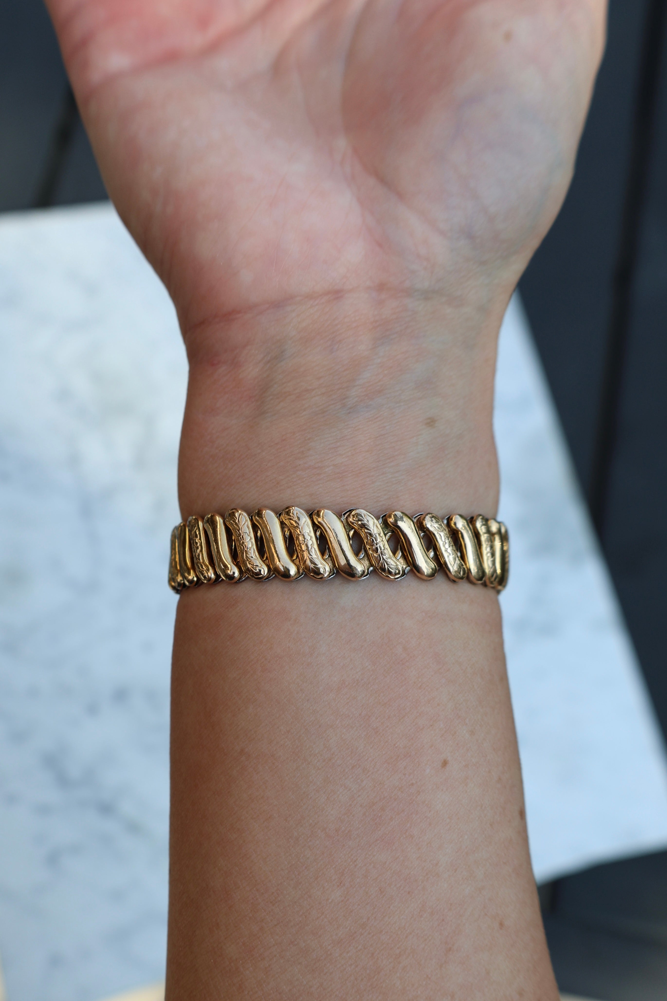 Vivian Grace Vintage Bracelet Vintage Teal Paste Sweetheart Expansion Bracelet (circa 1940)- 1/20 12k Gold Filled
