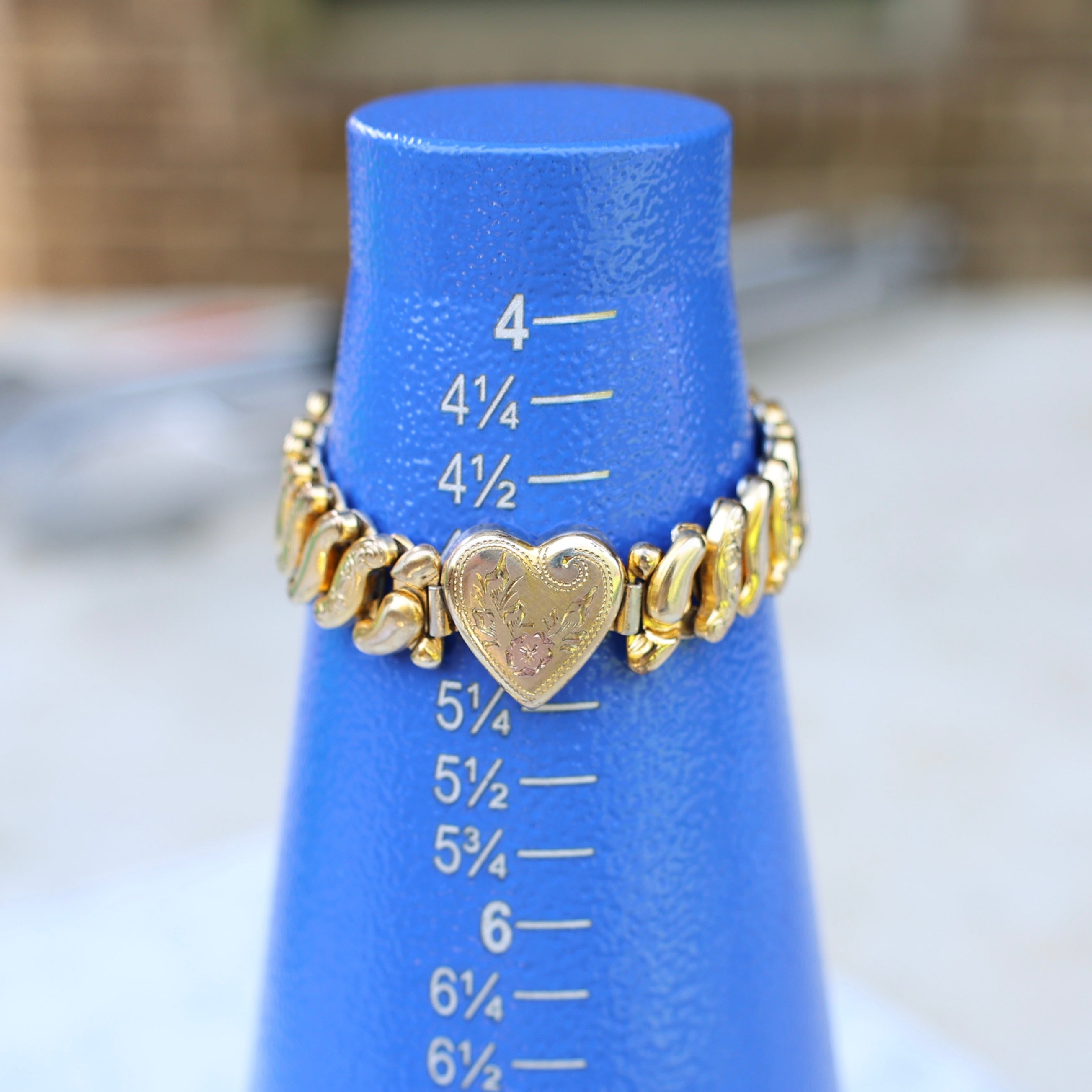Vivian Grace Vintage Gold Co-Star Gold Filled Sweetheart Bracelet - Vintage