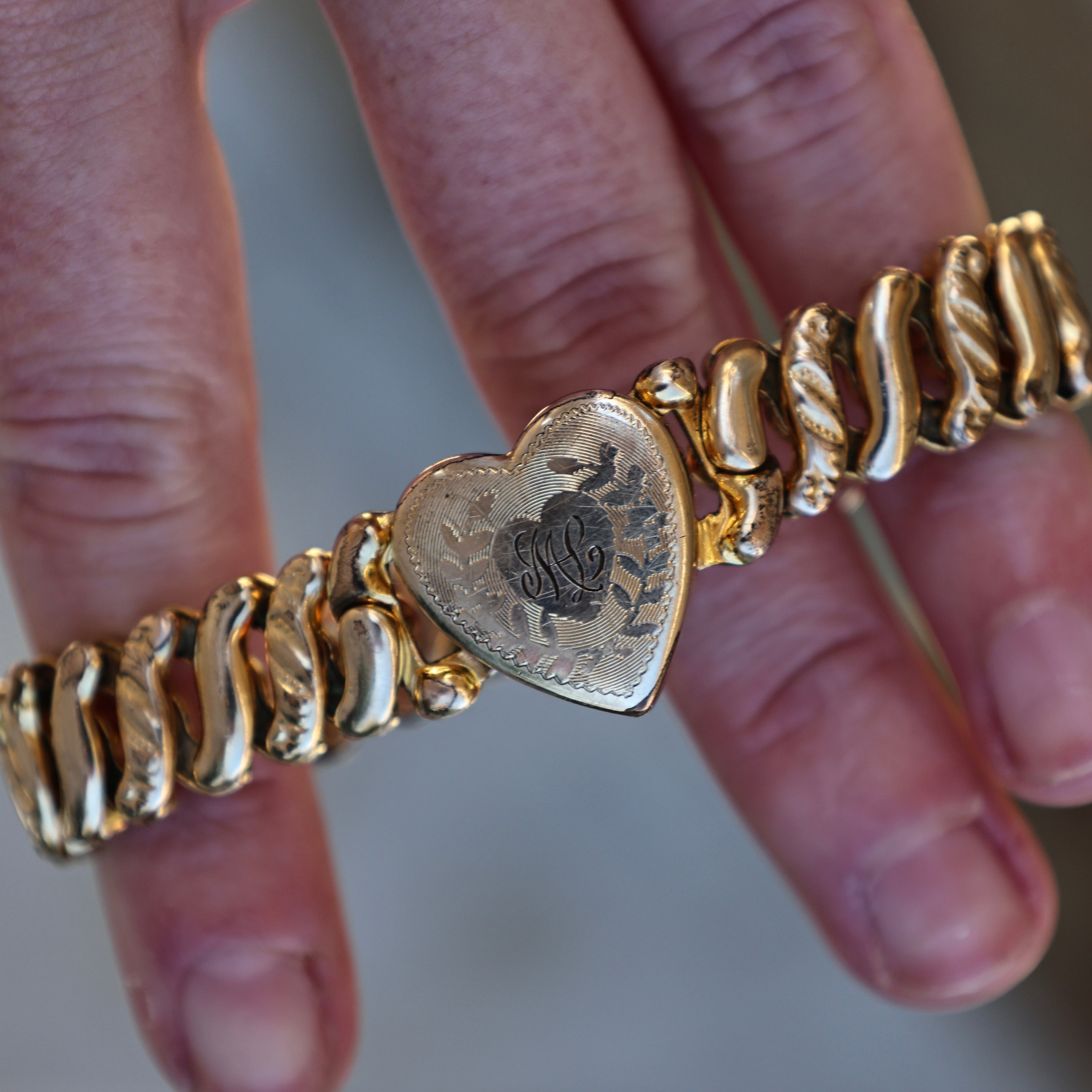 Vivian Grace Vintage Gold (Copy) Co-Star 10k Gold Filled Sweetheart Bracelet - Vintage