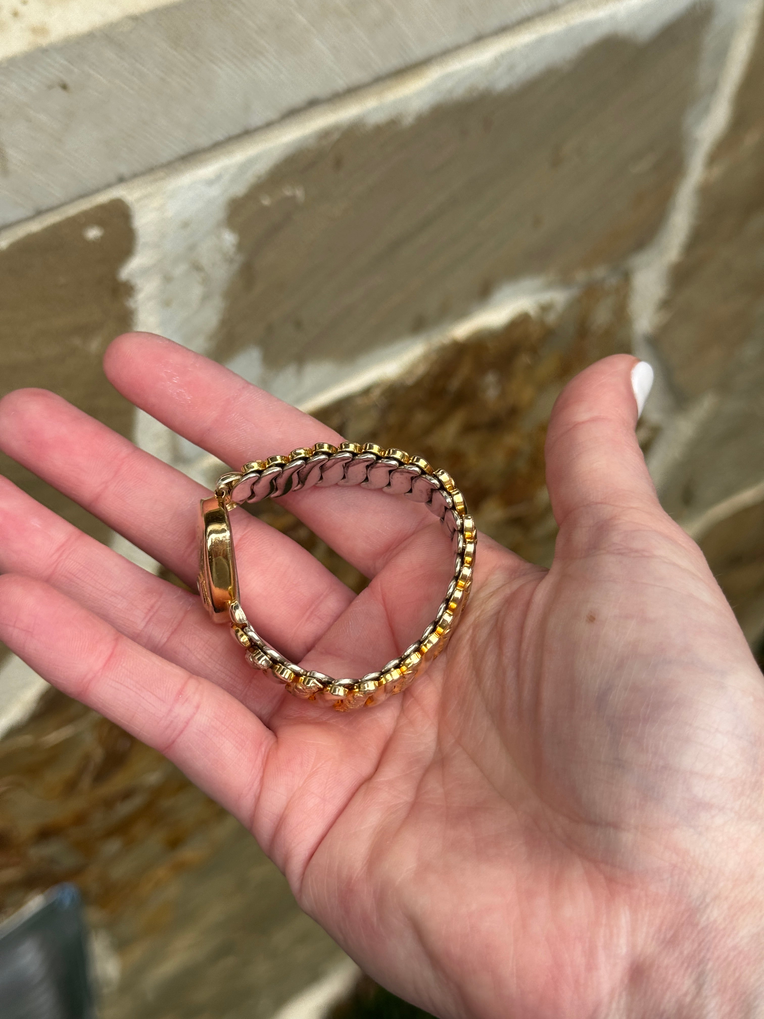 Vivian Grace Vintage Gold Etched Heart Gold Filled Sweetheart Bracelet - Vintage