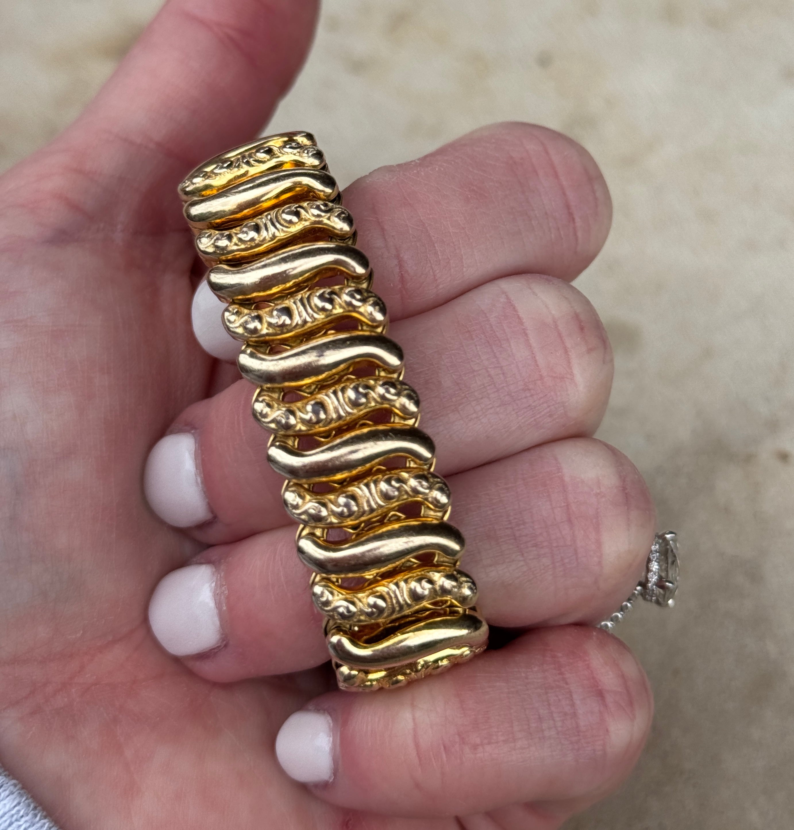 Vivian Grace Vintage Gold Monogram ‘A’ Gold Filled Sweetheart Bracelet - Vintage