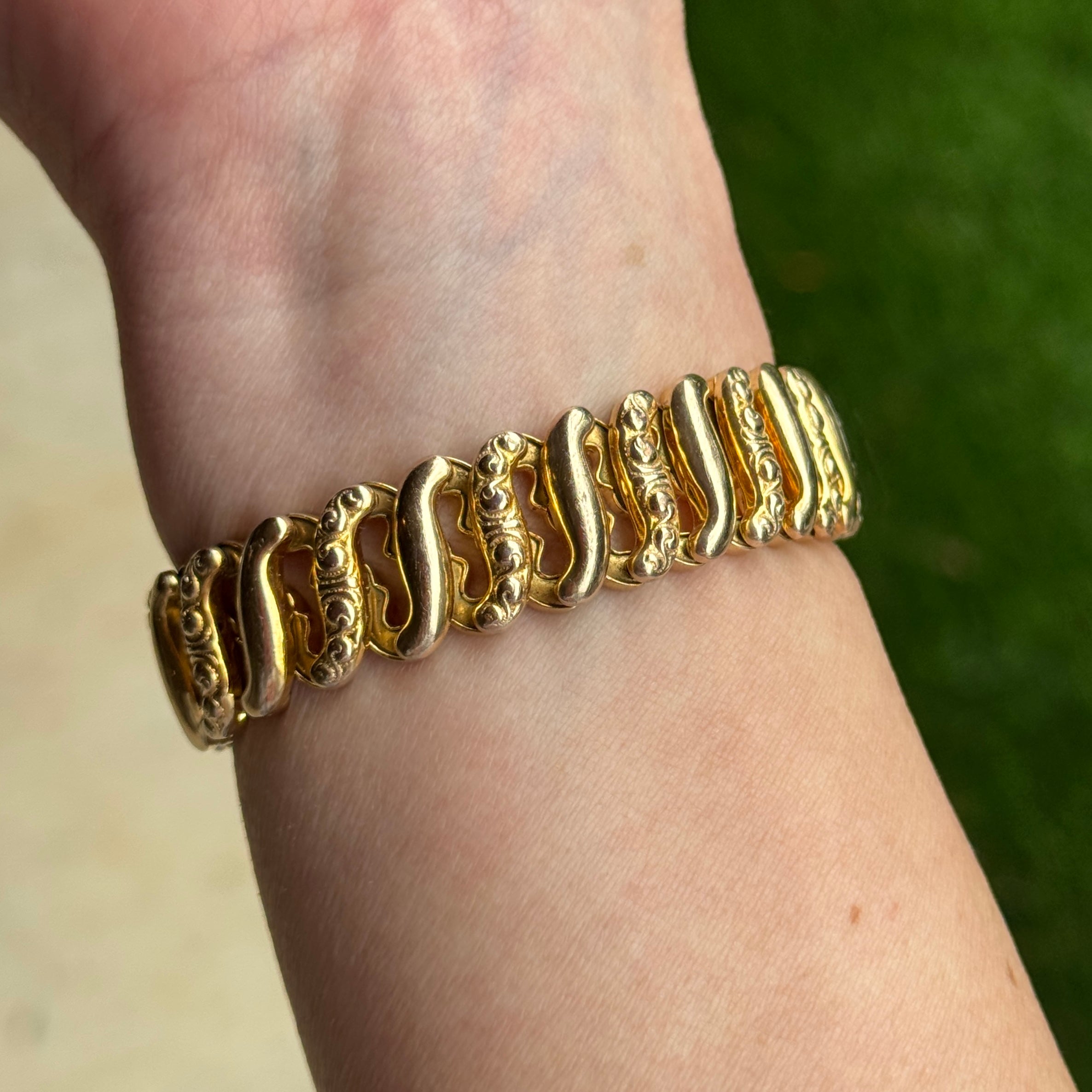 Vivian Grace Vintage Gold Monogram ‘A’ Gold Filled Sweetheart Bracelet - Vintage