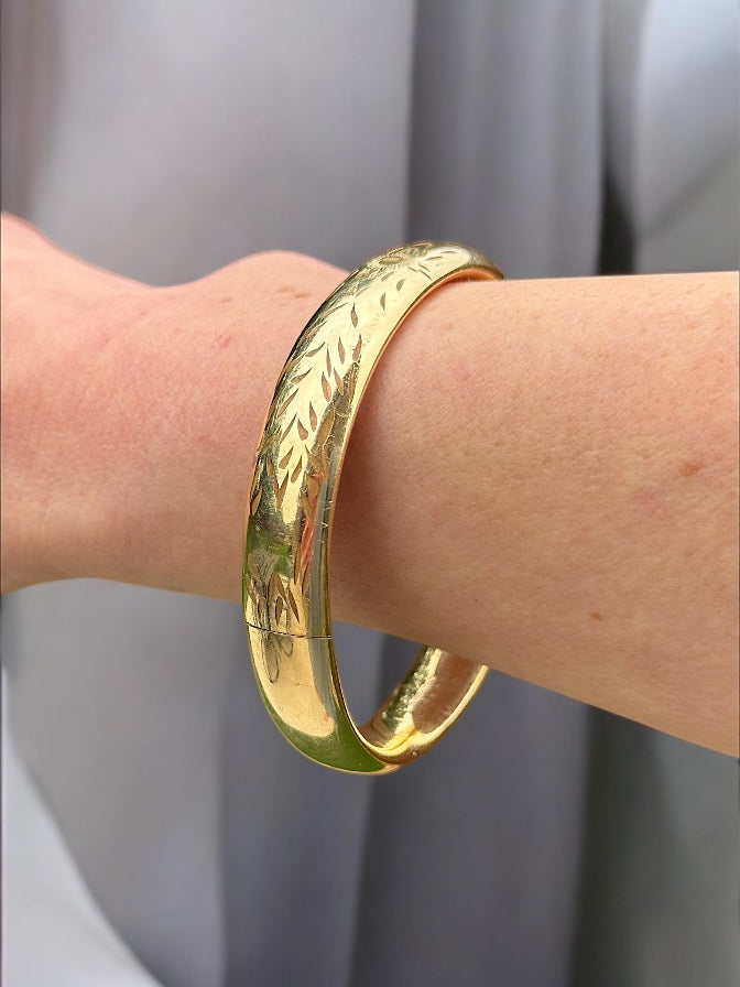 Vivian Grace Vintage Gold Vintage Mid Century 12k Gold-Filled Floral Etched Bangle Bracelet