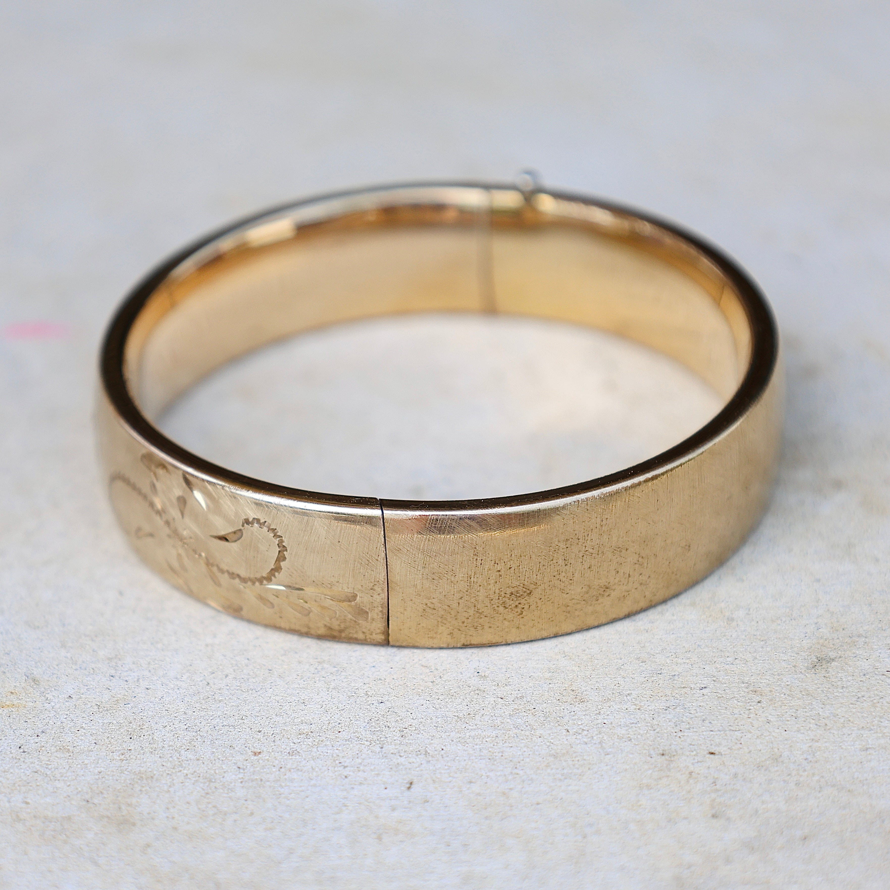 Vivian Grace Vintage Gold Vintage Mid-Century 12k Gold-Filled Floral Etched Bangle Bracelet