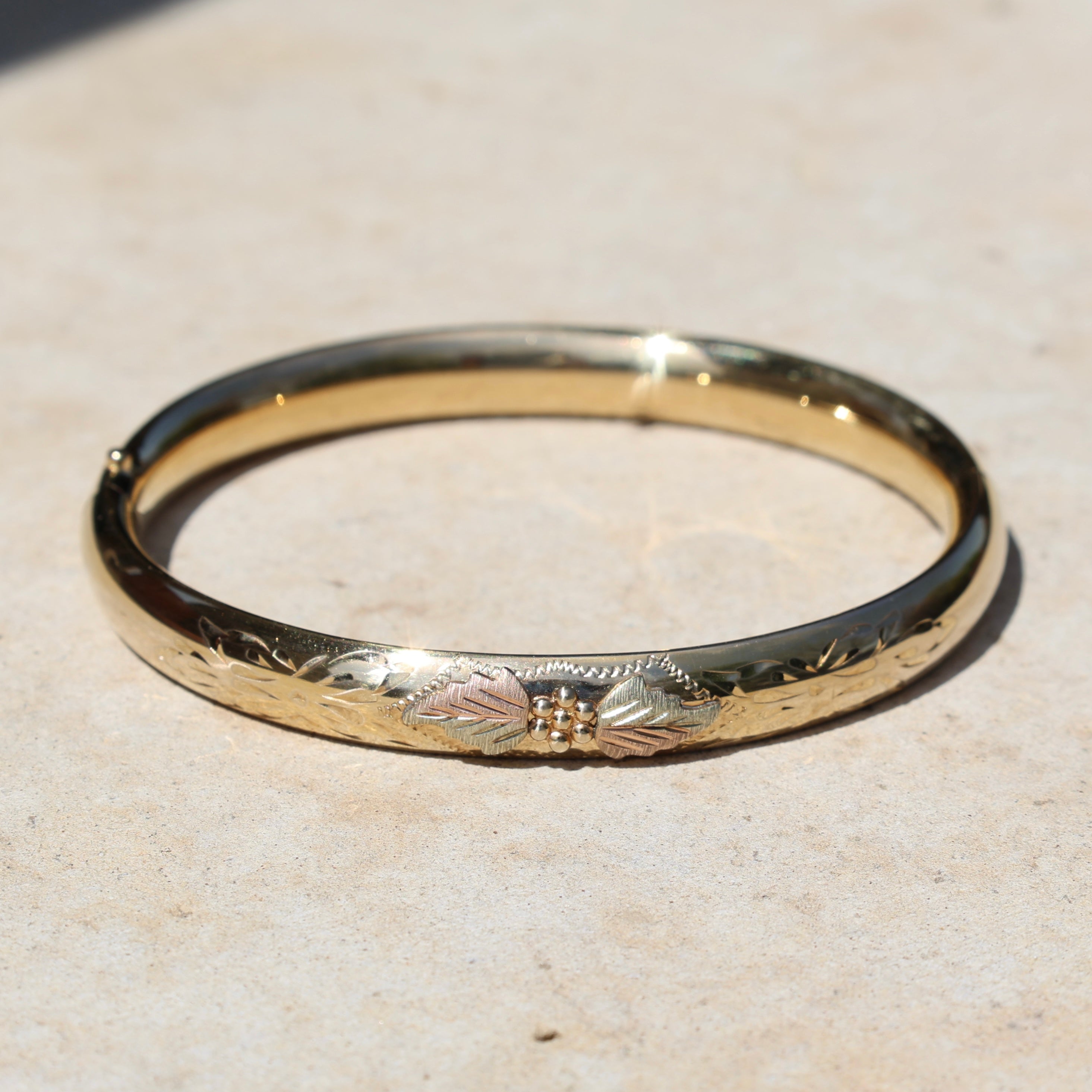 Vivian Grace Vintage Gold Vintage Mid Century 14k Gold-Filled Floral Etched Bangle Bracelet