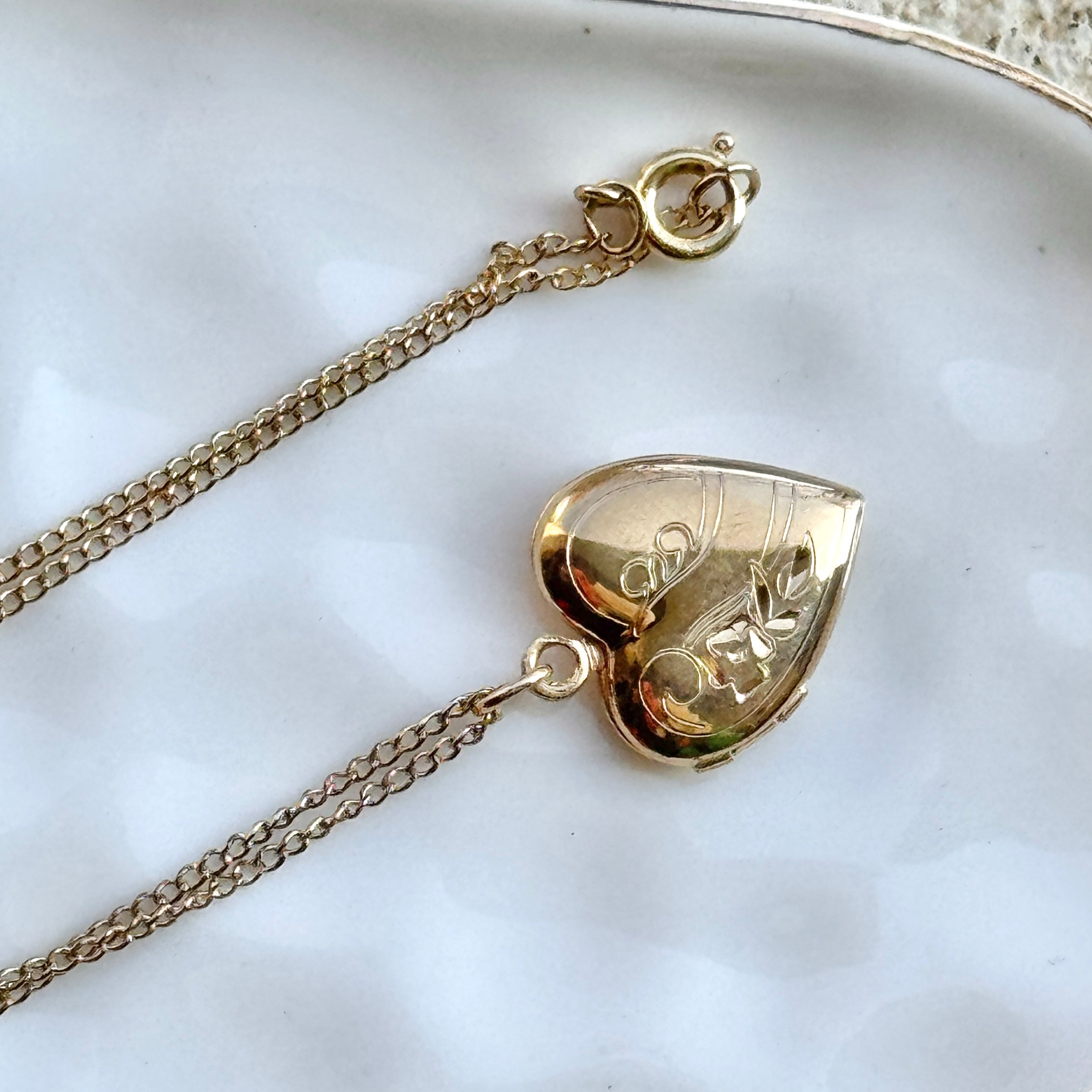 Vivian Grace Vintage Necklace Vintage Floral Heart Locket - 12k Gold Filled