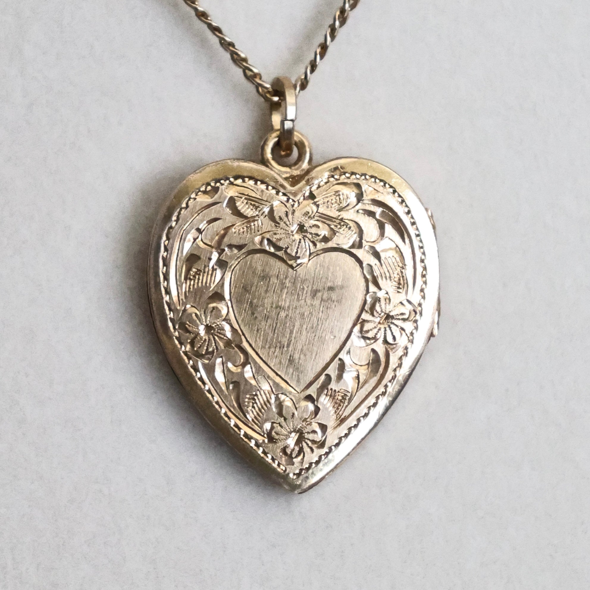 Vivian Grace Vintage Necklace Vintage Floral Heart Locket - 12k Gold Filled