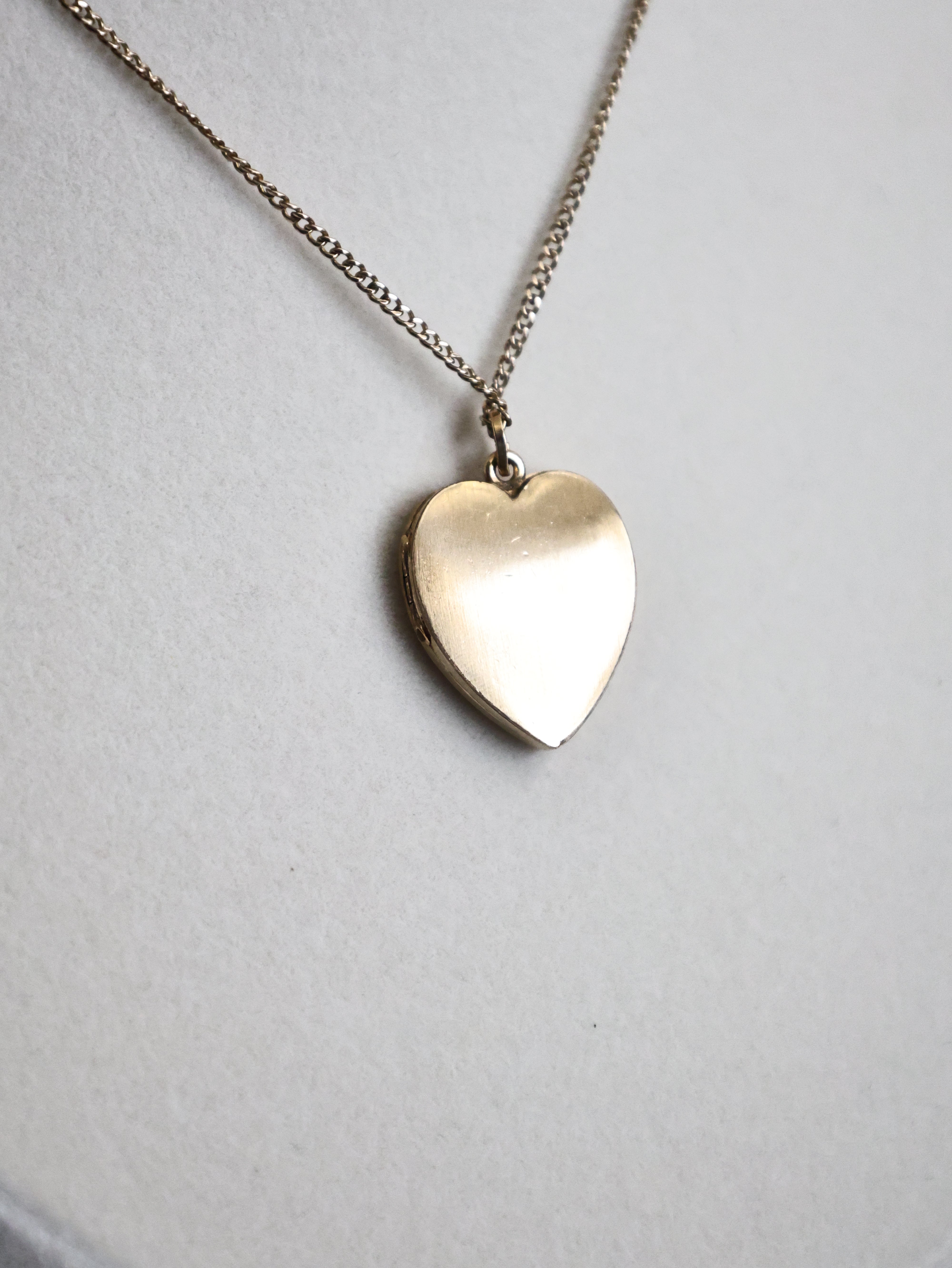 Vivian Grace Vintage Necklace Vintage Floral Heart Locket - 12k Gold Filled